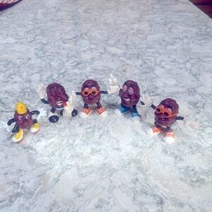 California Raisins 5 vintage 1987 figures